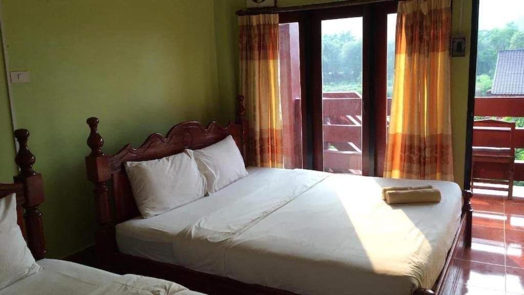 Vang Vieng Mountain View Hotel Exterior foto